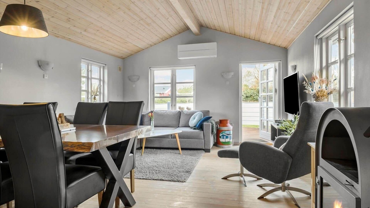 Photo of Others in Store Fuglede