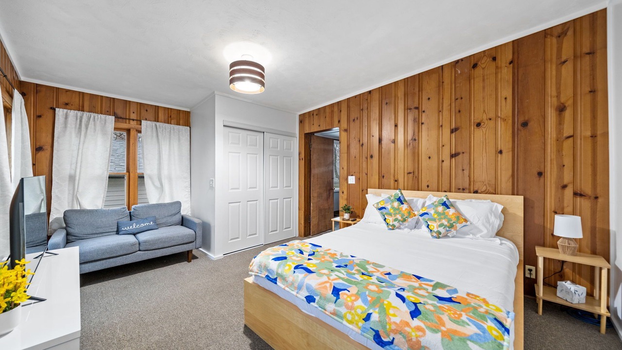Photo of Bedroom in Yorkville