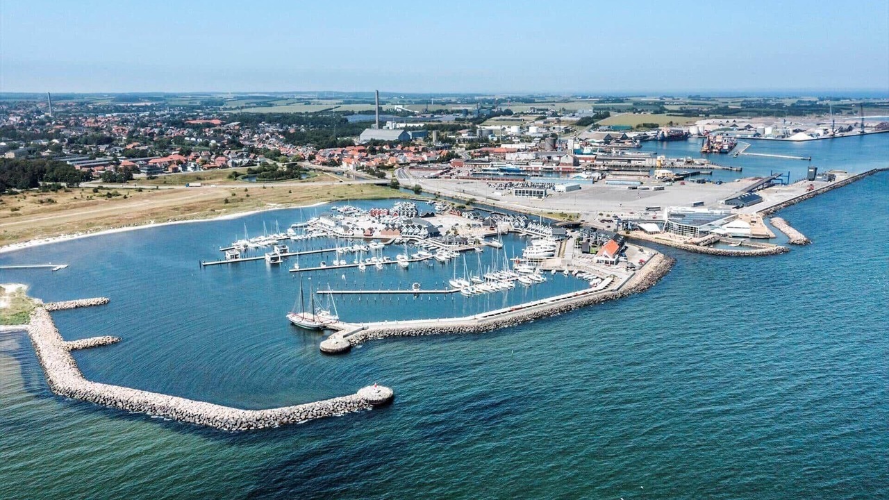 Photo of Others in Grena Strand