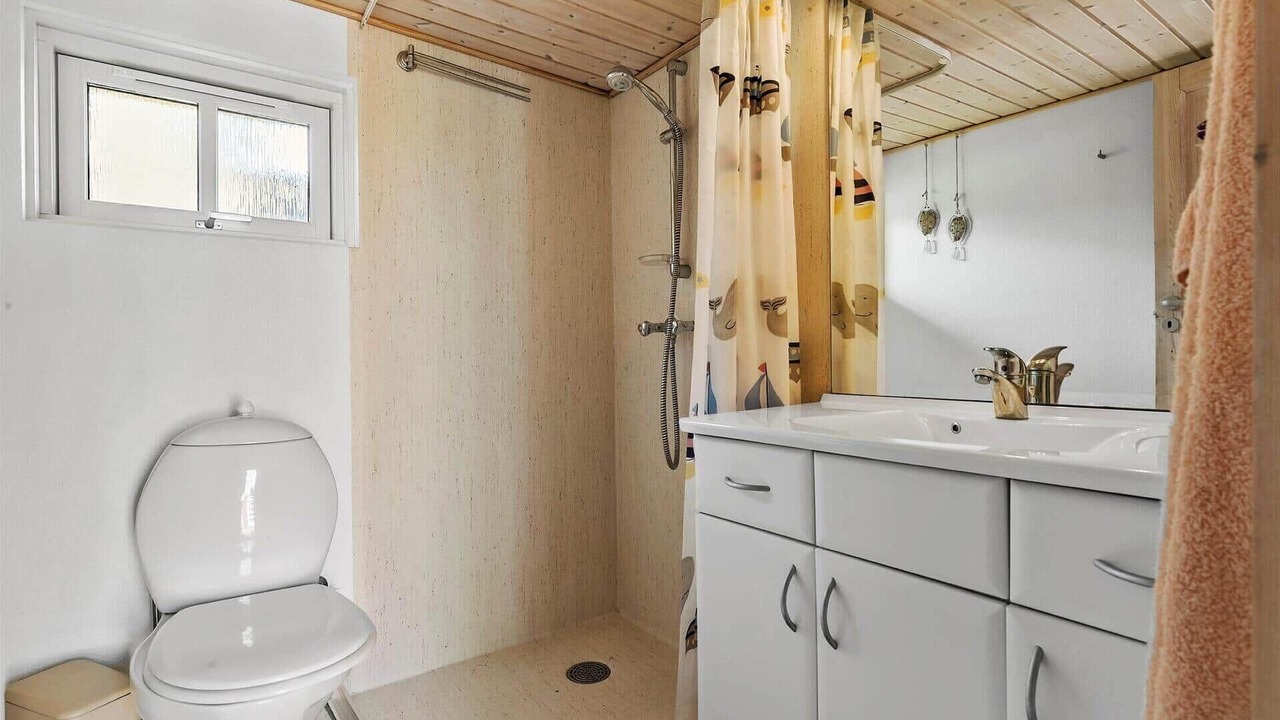 Photo of Bathroom in Grena Strand
