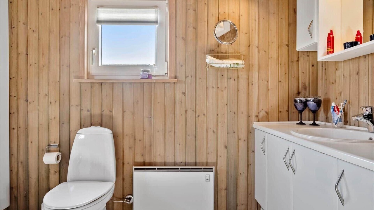 Photo of Bathroom in Klitmoller