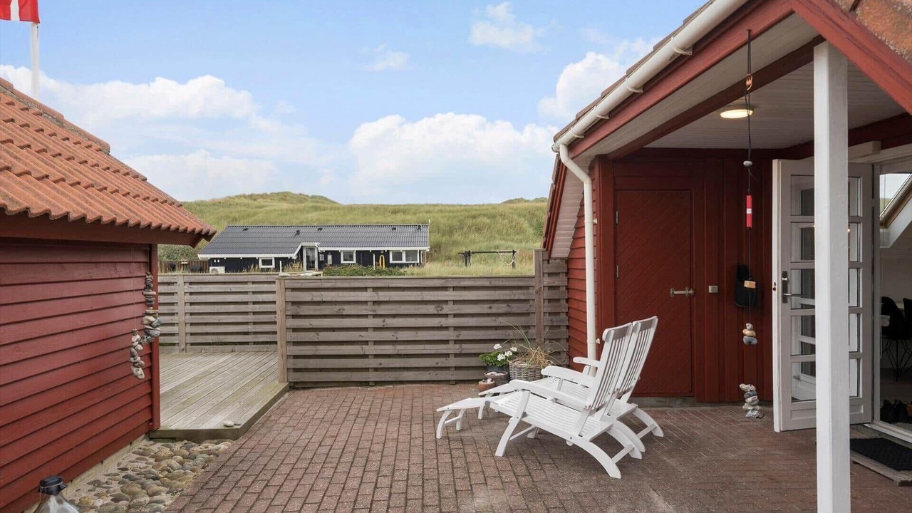 Photo of Patio Balcony in Vrist Strand