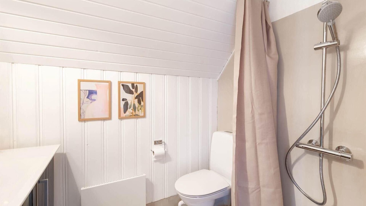 Photo of Bathroom in Vrist Strand