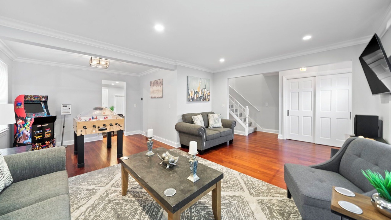 Photo of Livingroom in St. Charles