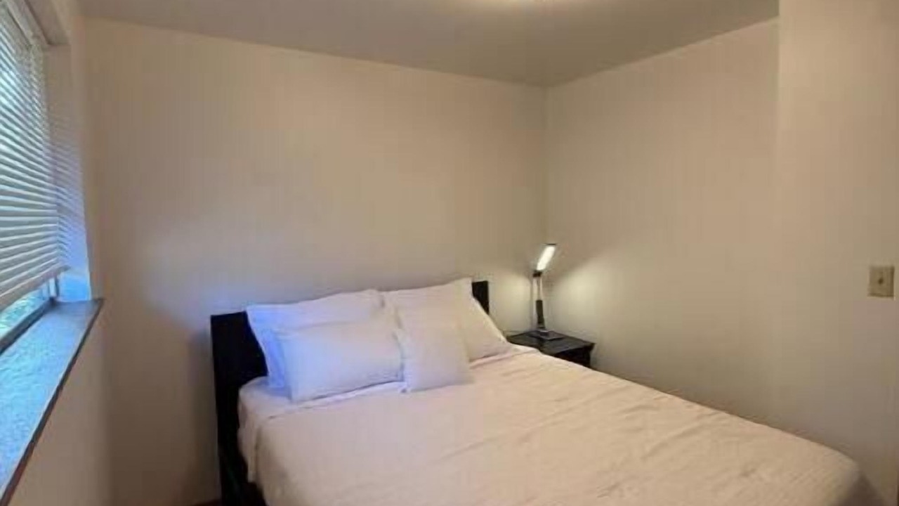 Photo of Bedroom in Seattle Metro Area