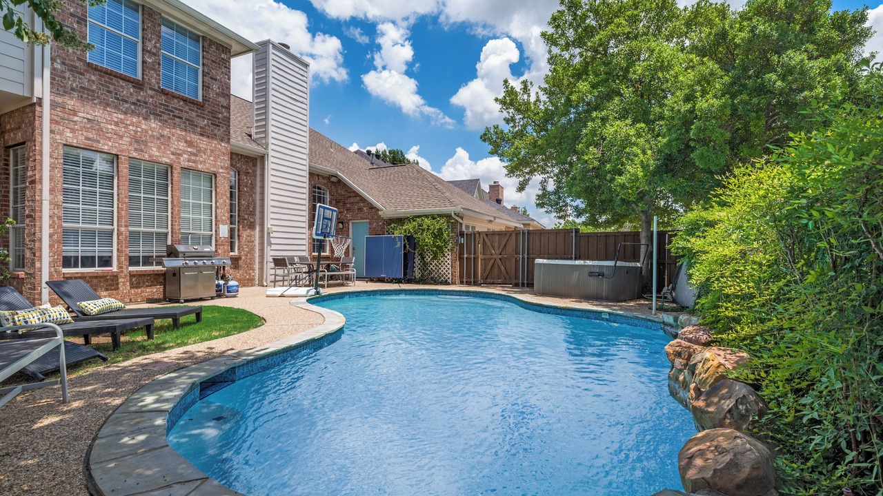 Photo of Outdoor in Northwest Carrollton