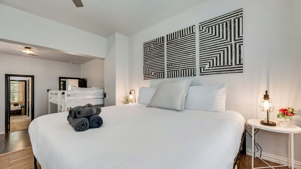 Photo of Bedroom in Northwest Carrollton