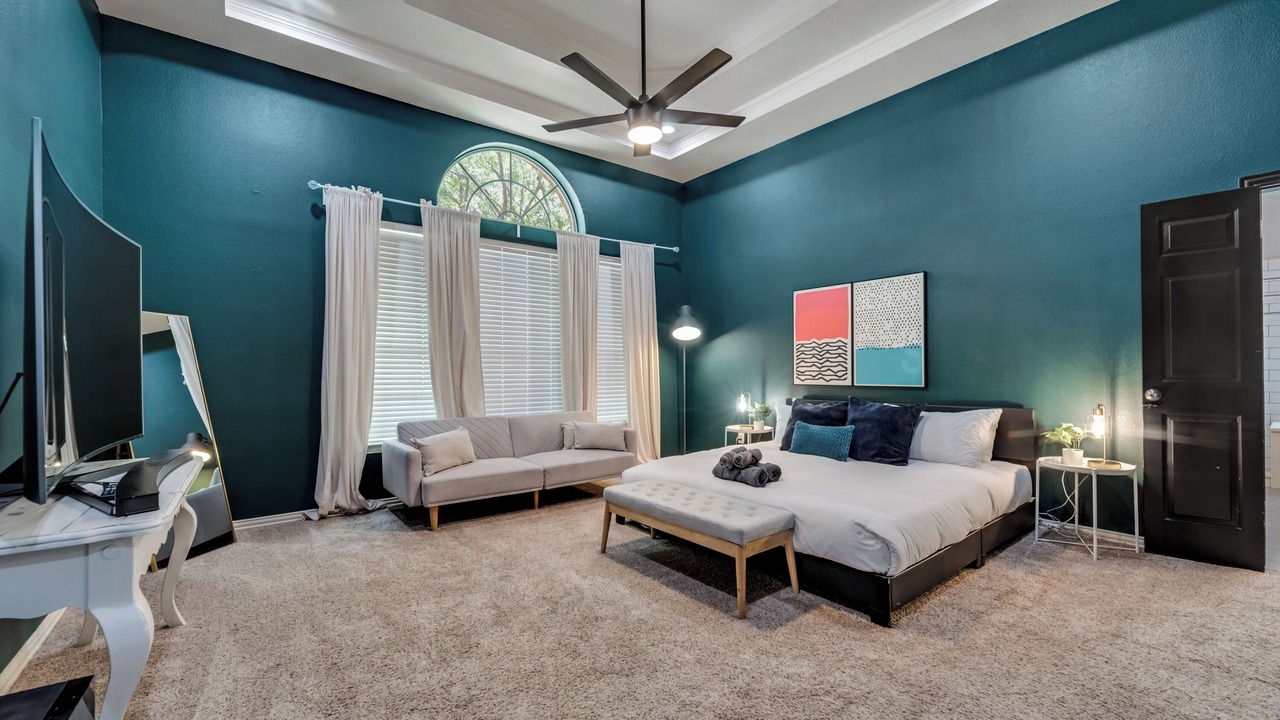 Photo of Bedroom in Northwest Carrollton