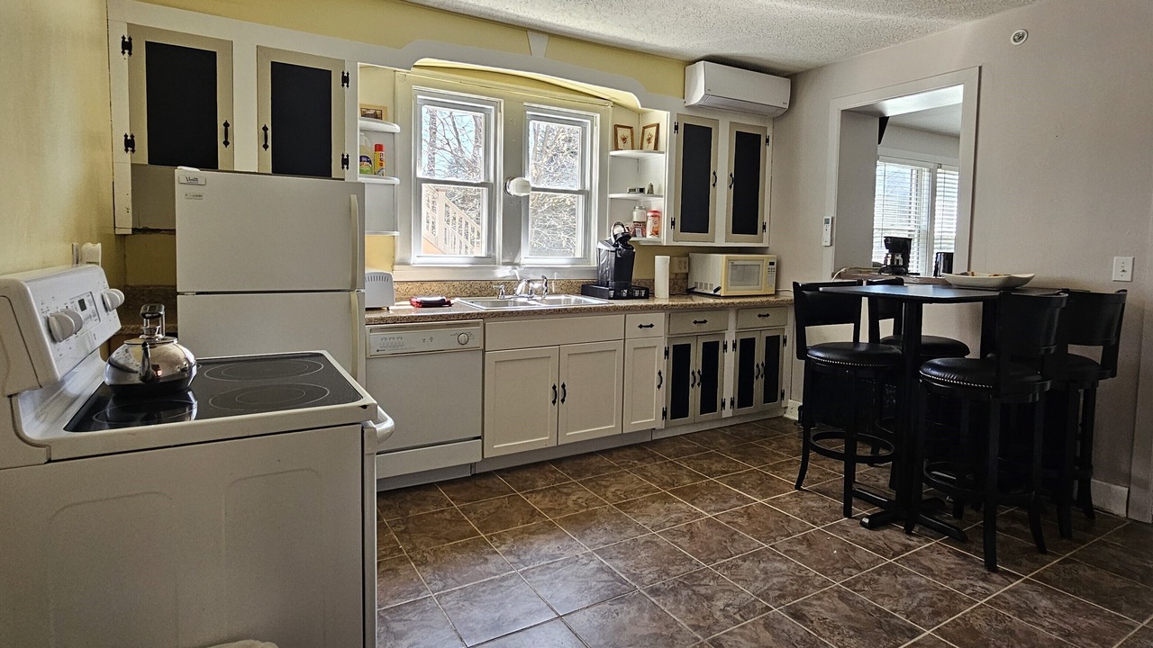 Photo of Others in Confluence