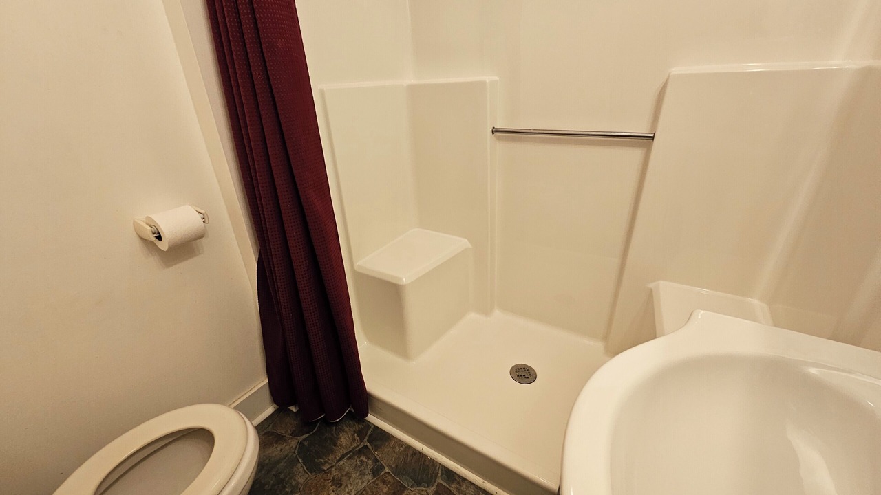 Photo of Bathroom in Confluence
