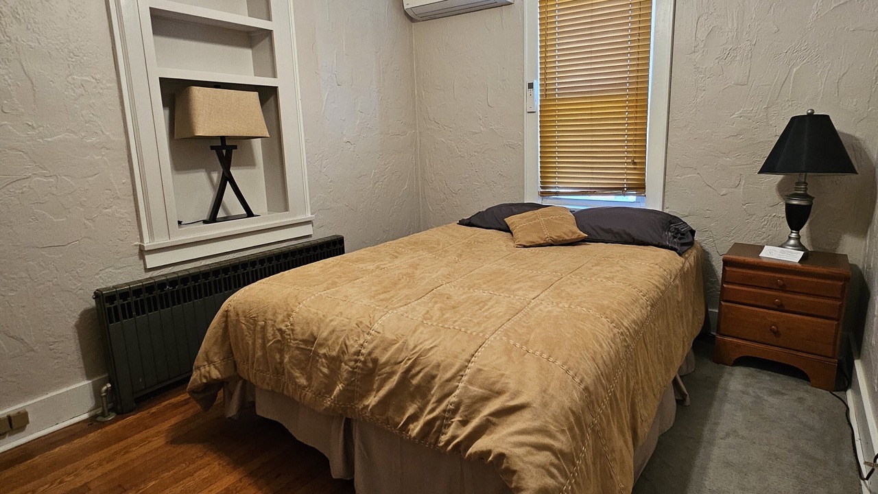 Photo of Bedroom in Confluence