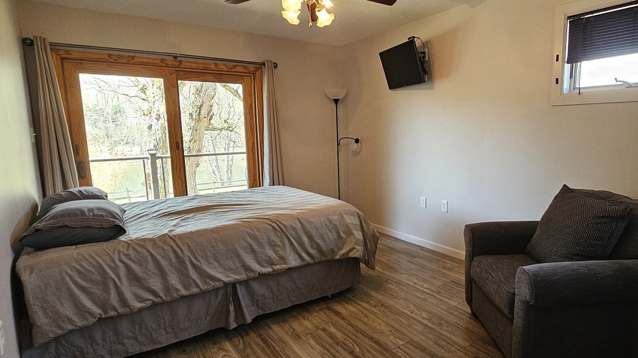 Photo of Bathroom in Confluence