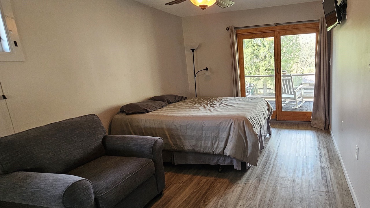 Photo of Bedroom in Confluence