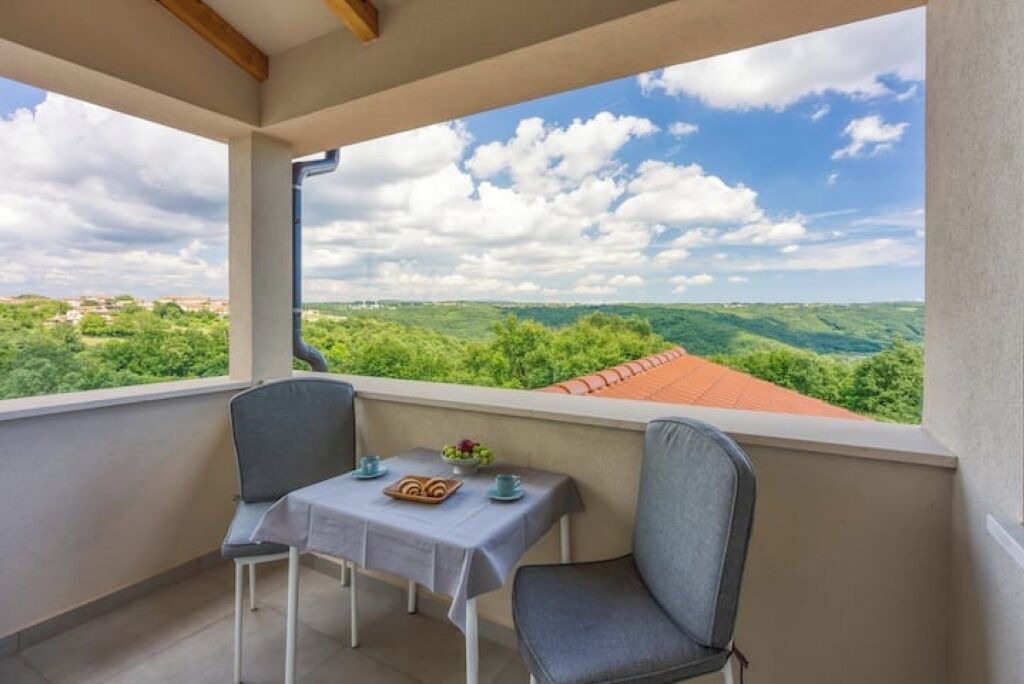 Photo of Outdoor in Kringa