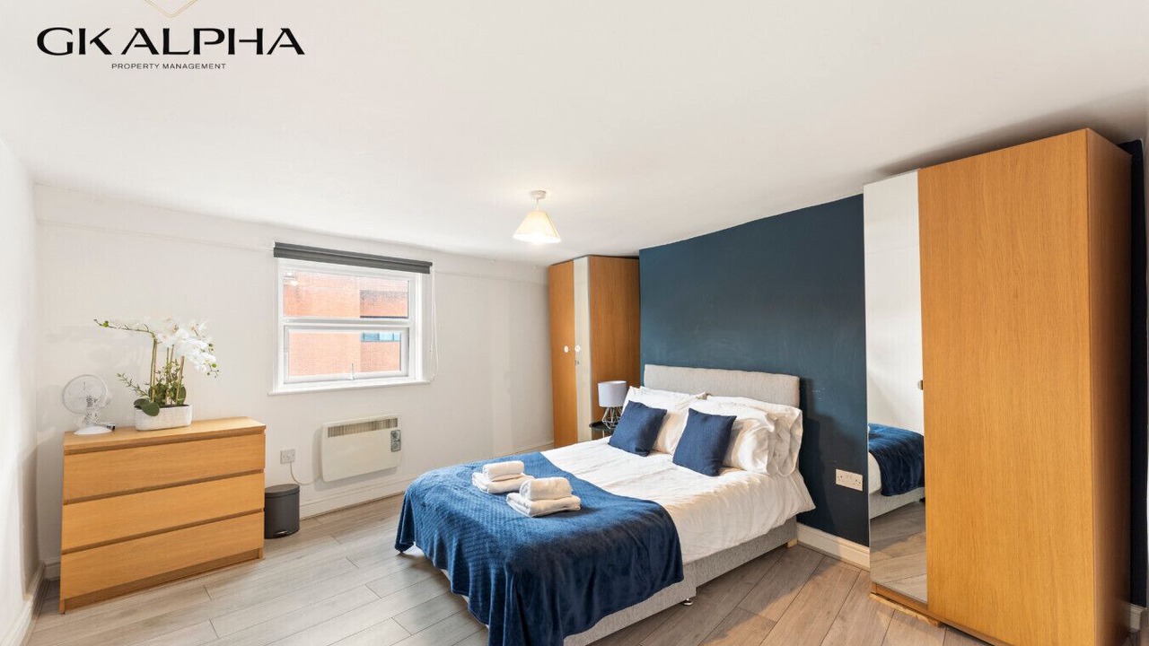 Photo of Bedroom in Reading City Centre