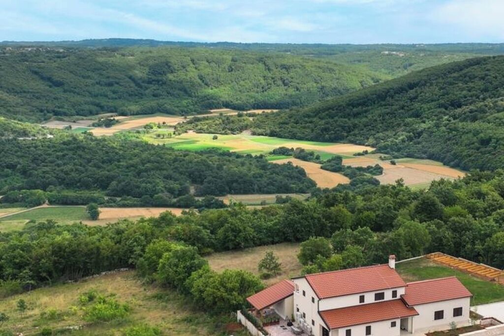 Photo of Outdoor in Kringa