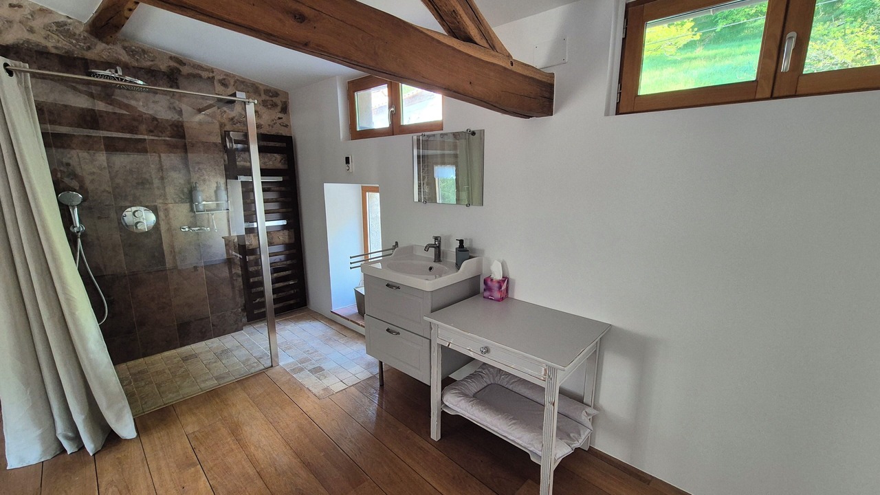 Photo of Bathroom in Mortagne-sur-Sevre
