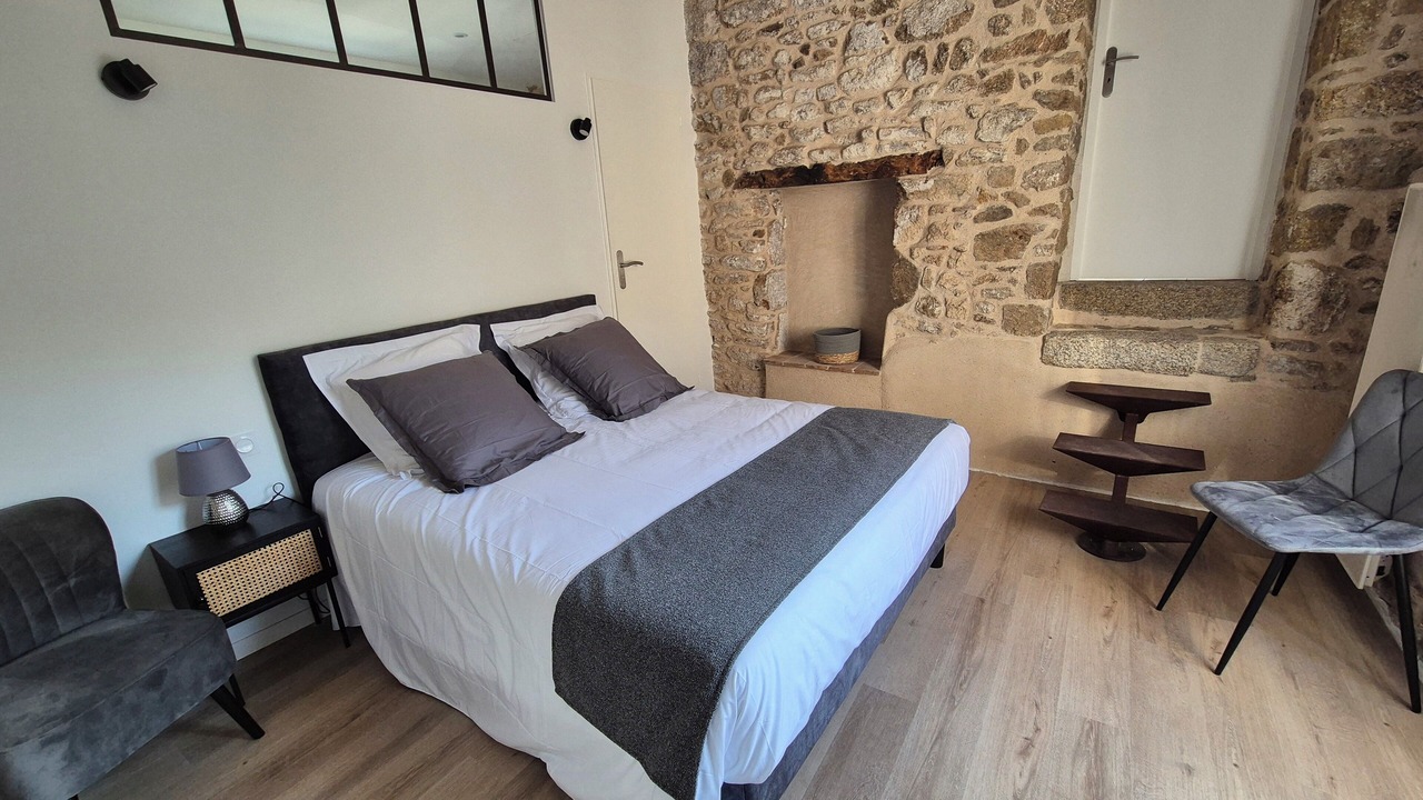 Photo of Bedroom in Mortagne-sur-Sevre