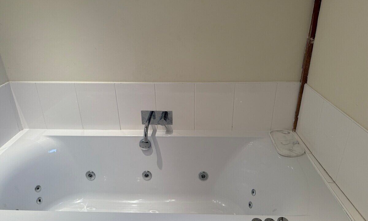 Photo of Bathroom in Manningtree