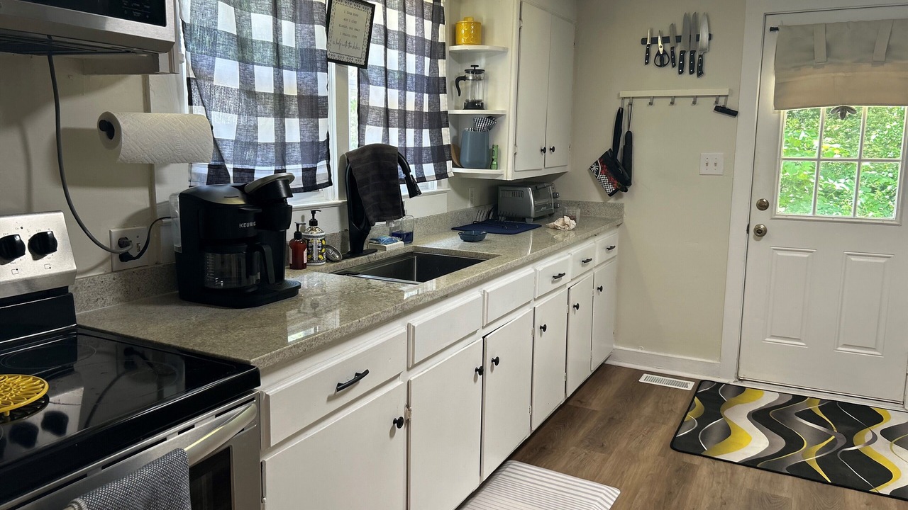 Photo of Kitchen in Yadkinville