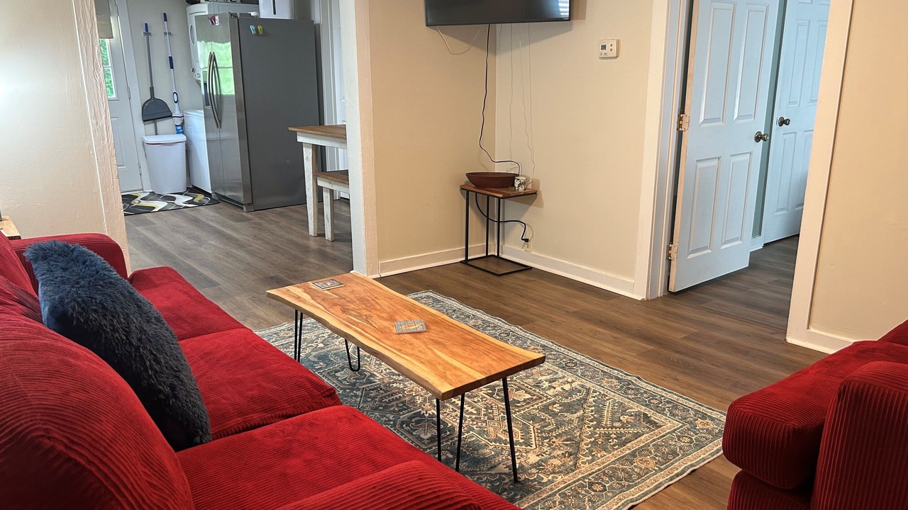 Photo of Livingroom in Yadkinville
