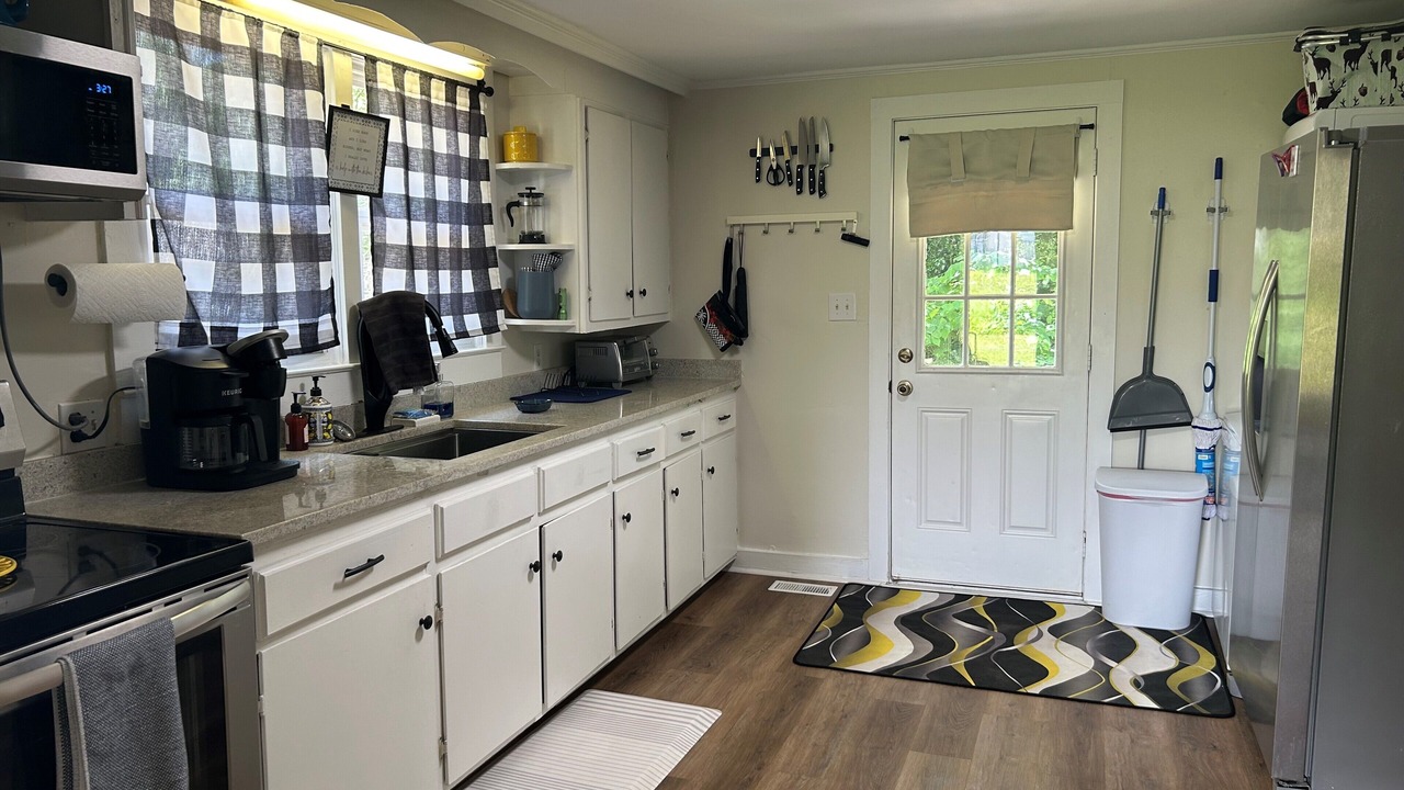 Photo of Kitchen in Yadkinville