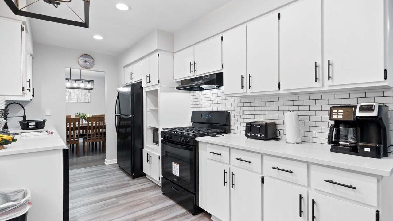 Photo of Kitchen in Lombard