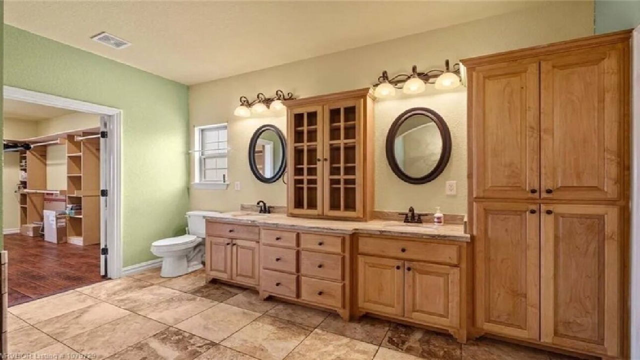 Photo of Bathroom in Summerfield