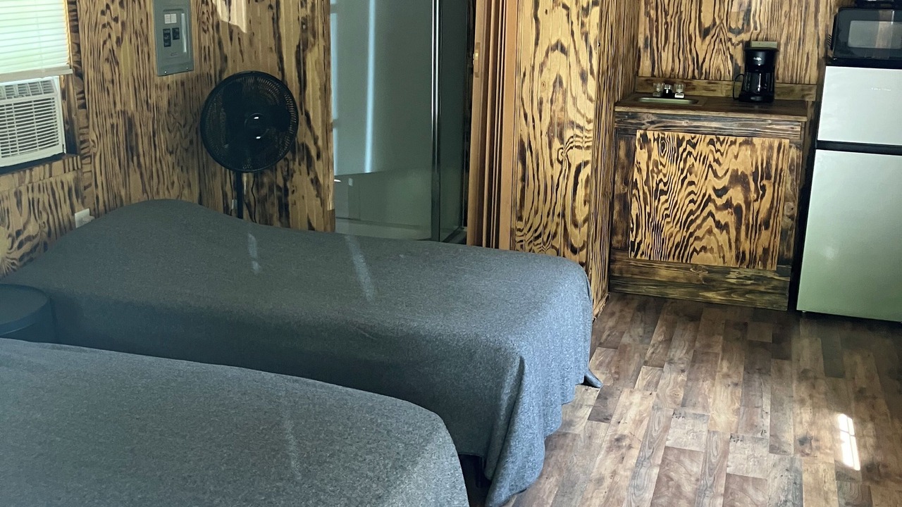 Photo of Bedroom in Bennett Springs