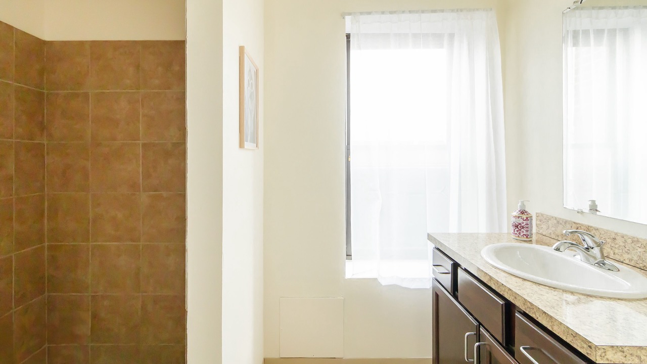 Photo of Bathroom in Tremont