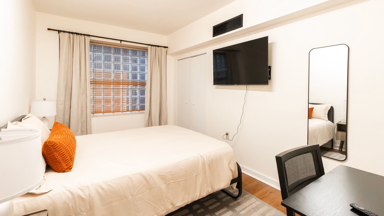Photo of Bedroom in Tremont