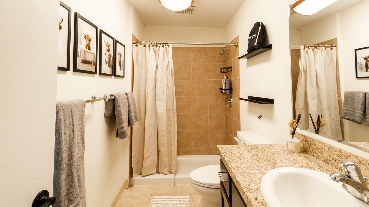 Photo of Bathroom in Tremont