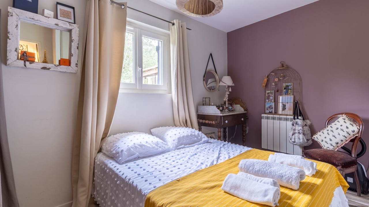 Photo of Bedroom in Labege