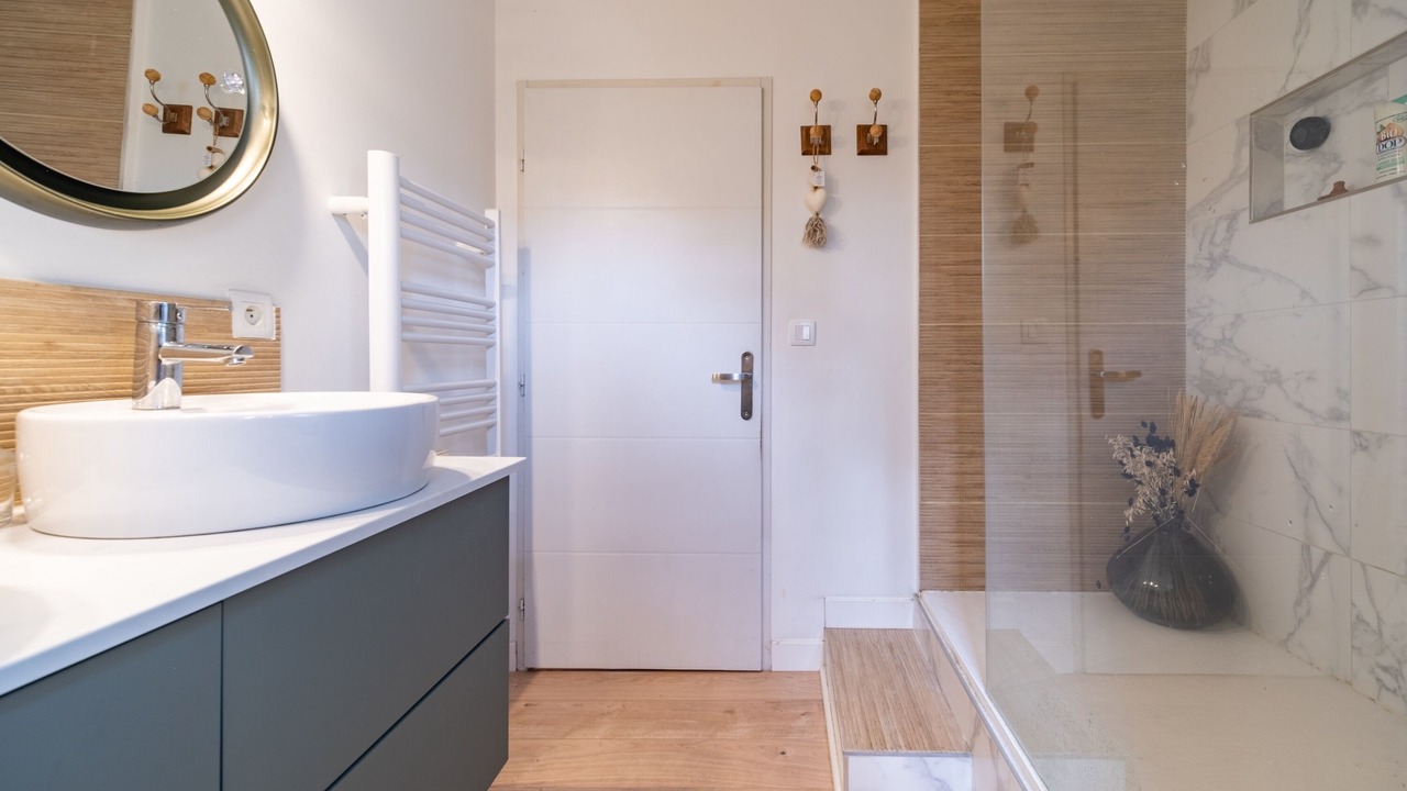 Photo of Bathroom in Labege
