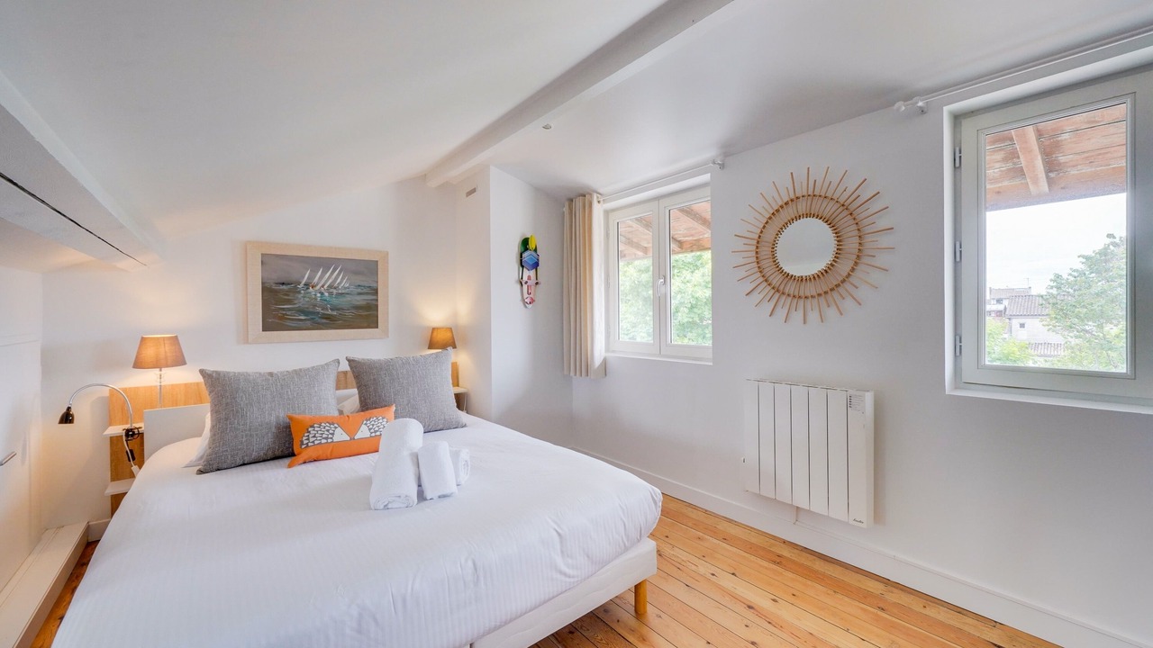 Photo of Bedroom in Le Bouscat