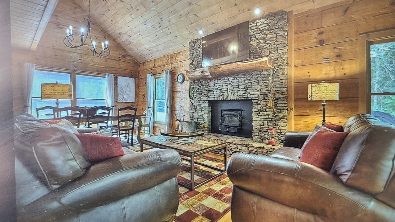 Photo of Livingroom in Epworth