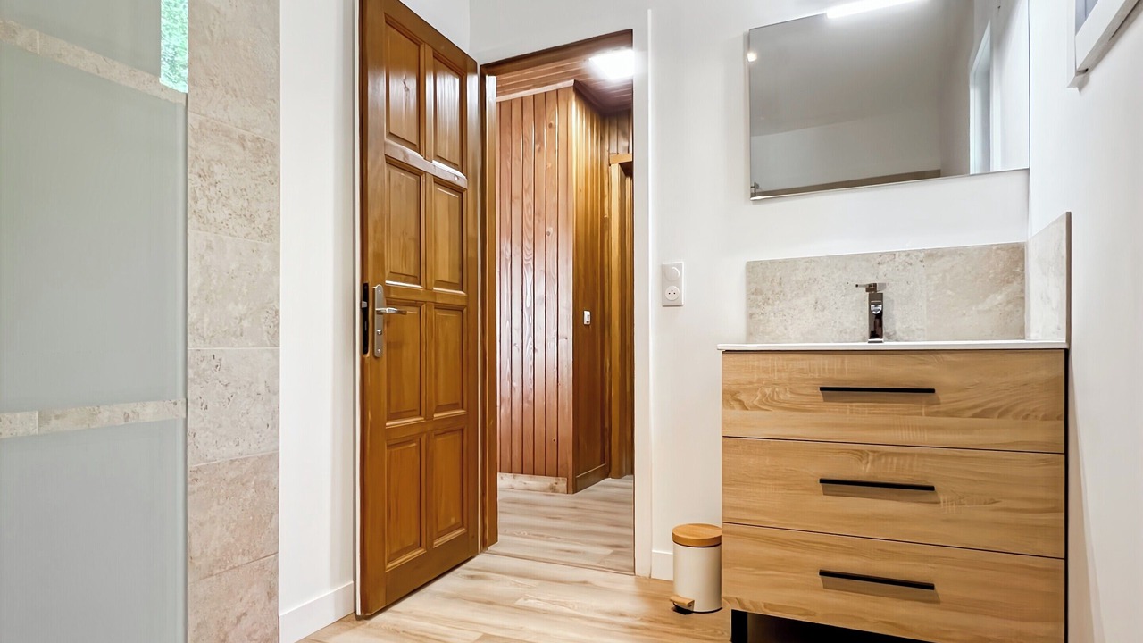 Photo of Bathroom in Monsempron-Libos
