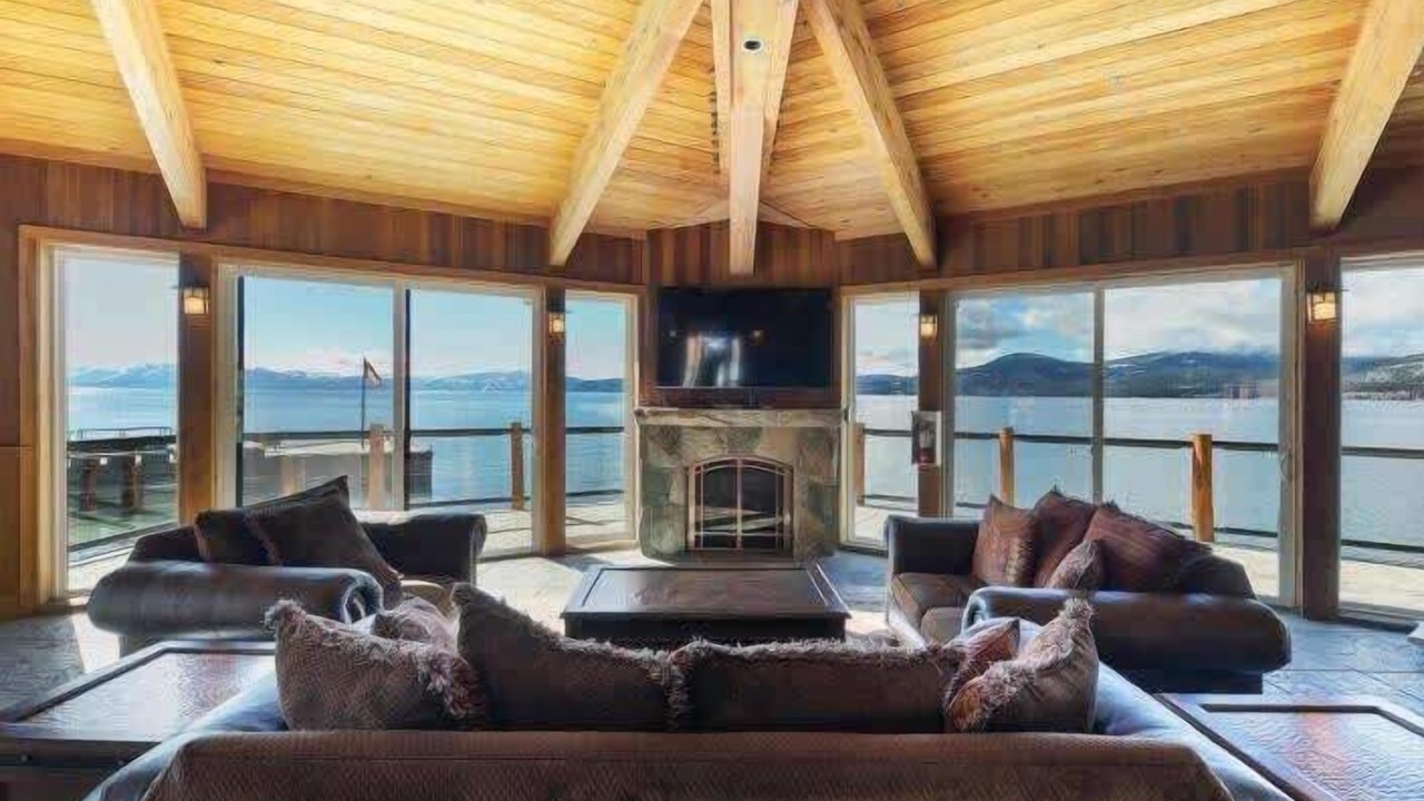Photo of Livingroom in Brockway