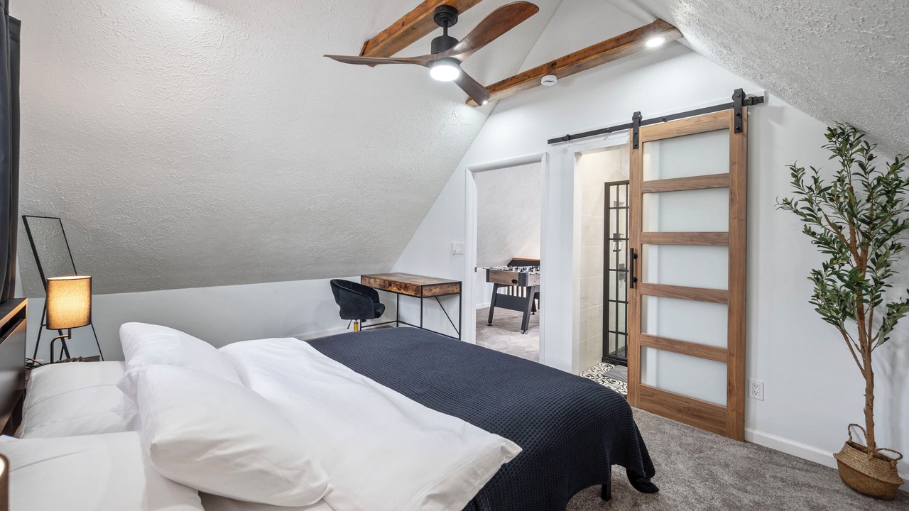 Photo of Bedroom in Tobyhanna