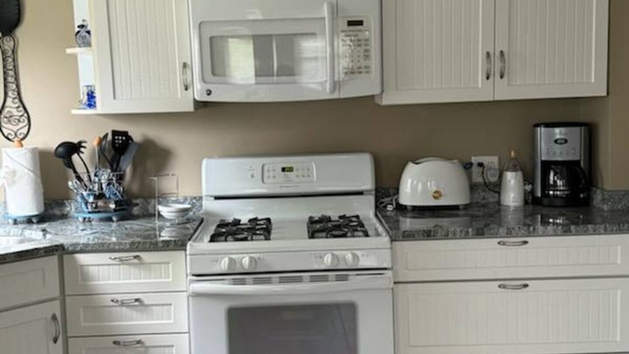 Photo of Kitchen in Onset