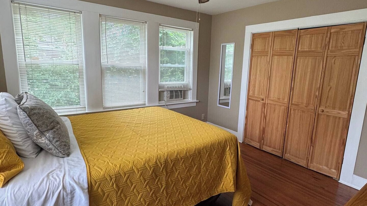 Photo of Bedroom in Onset