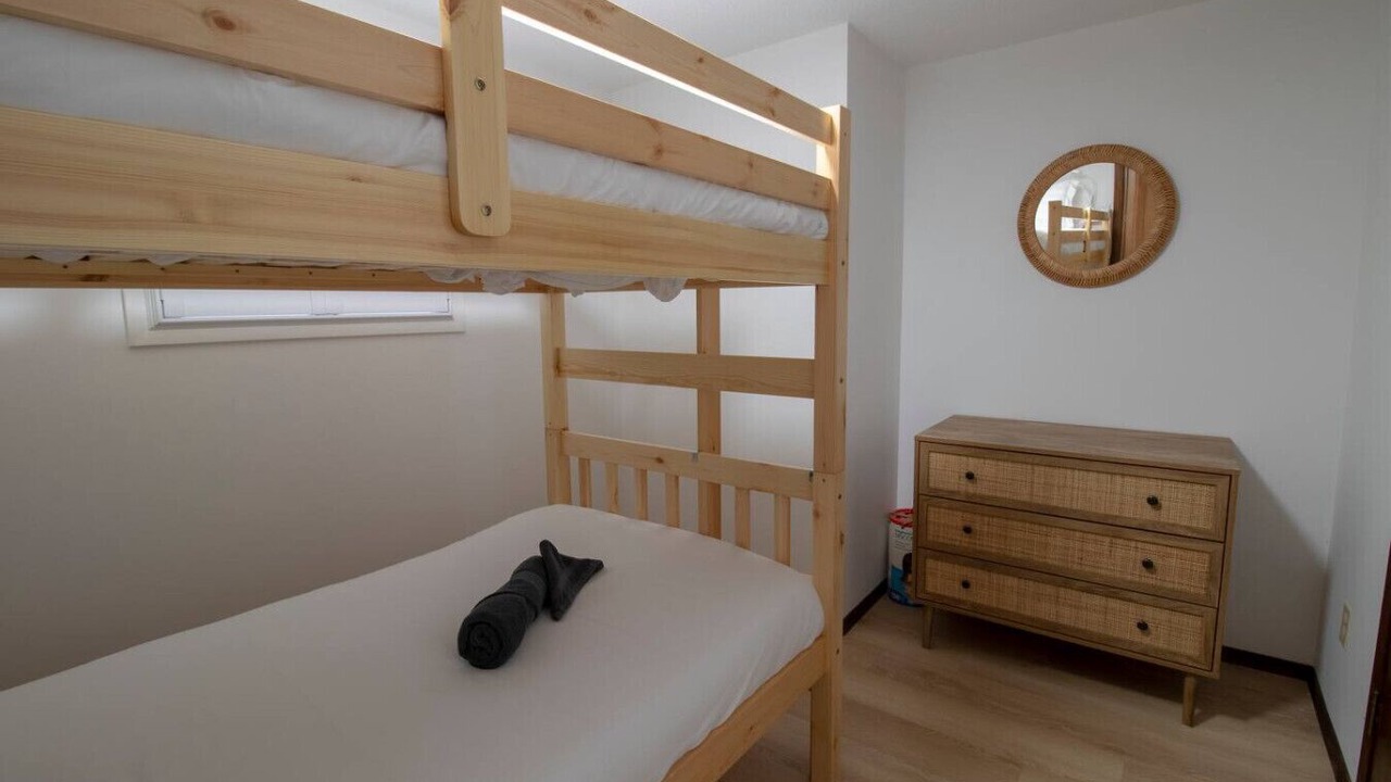 Photo of Bedroom in Victoria Harbour