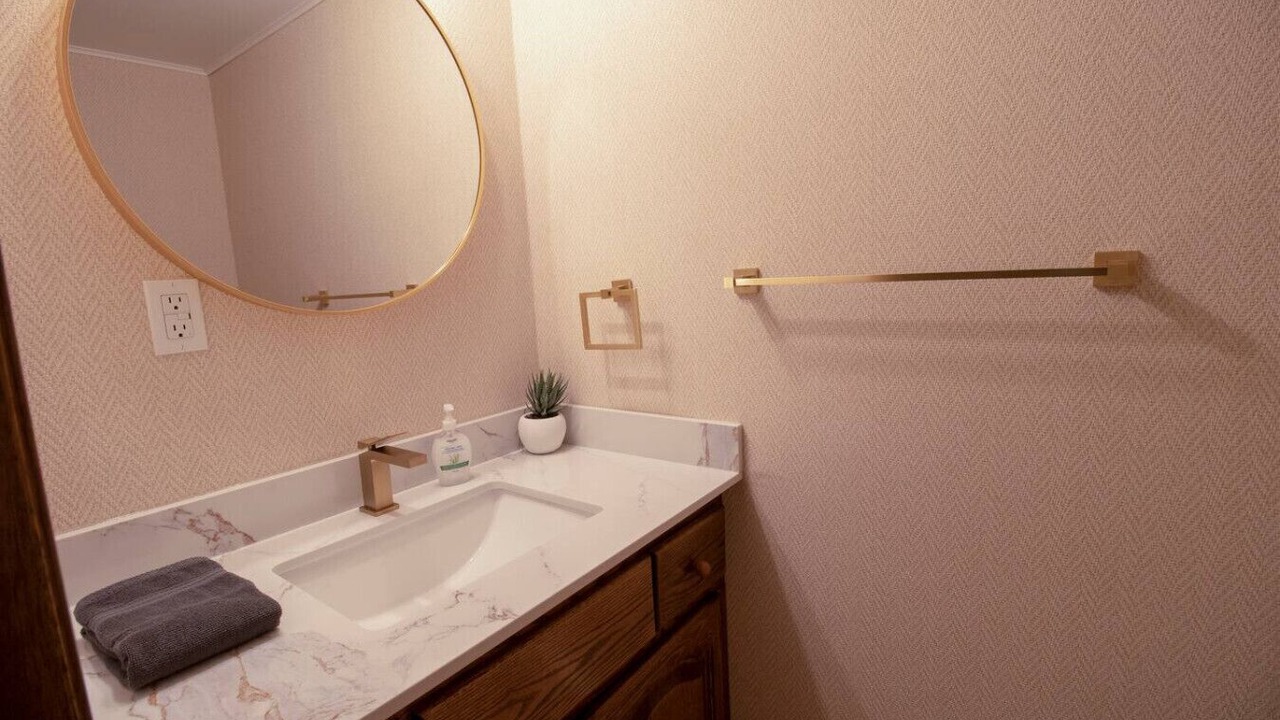 Photo of Bathroom in Victoria Harbour