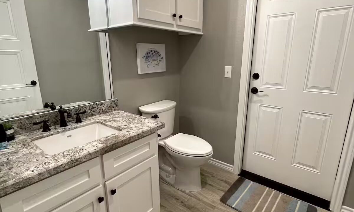 Photo of Bathroom in Zavalla