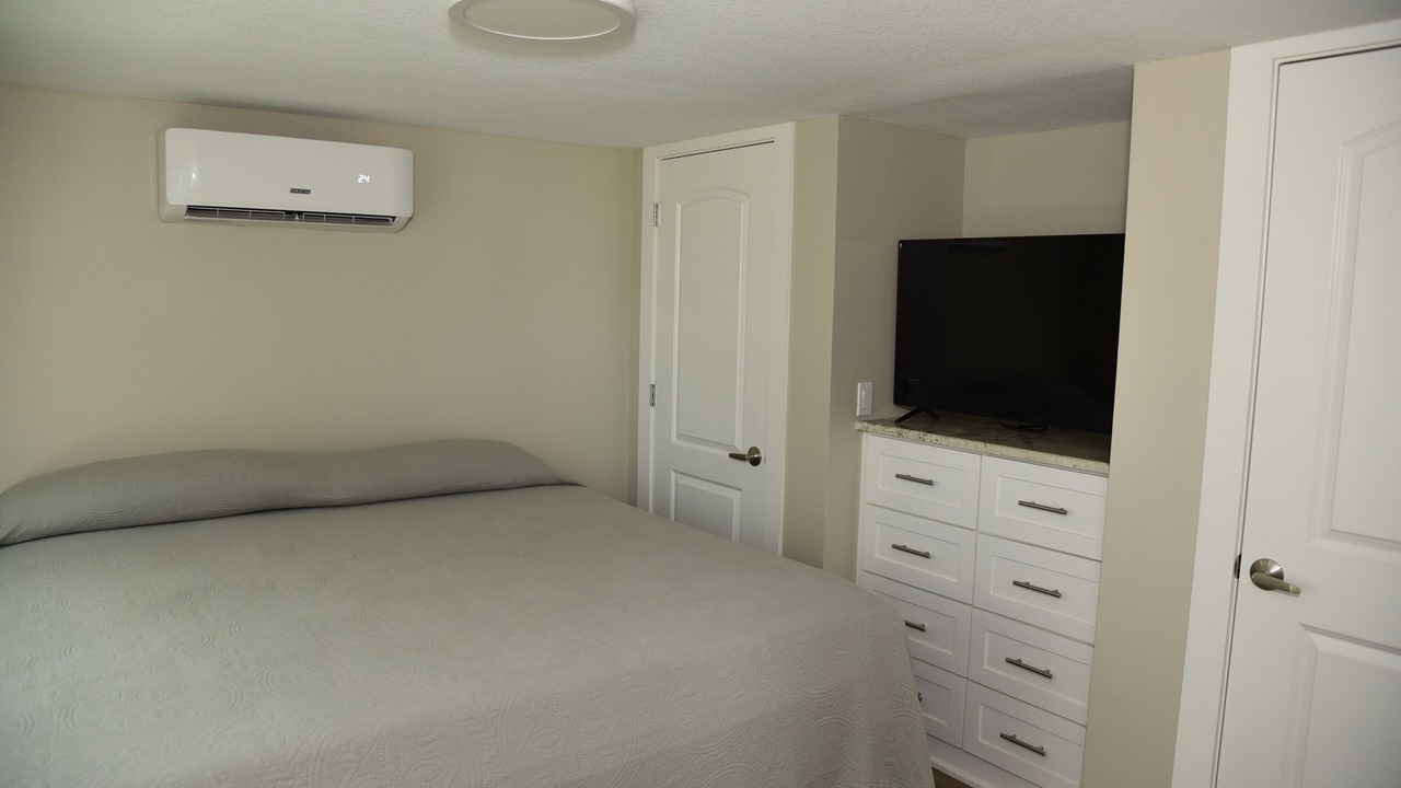 Photo of Bedroom in Tow