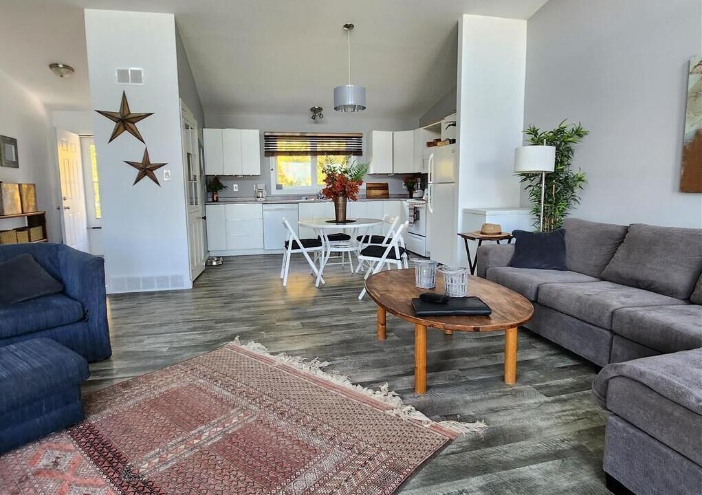 Photo of Livingroom in Manitoba