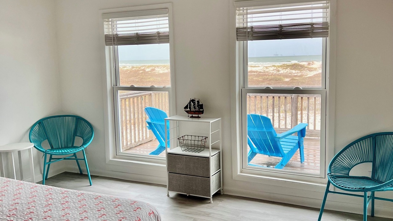 Photo of Bedroom in Royal Lagoons