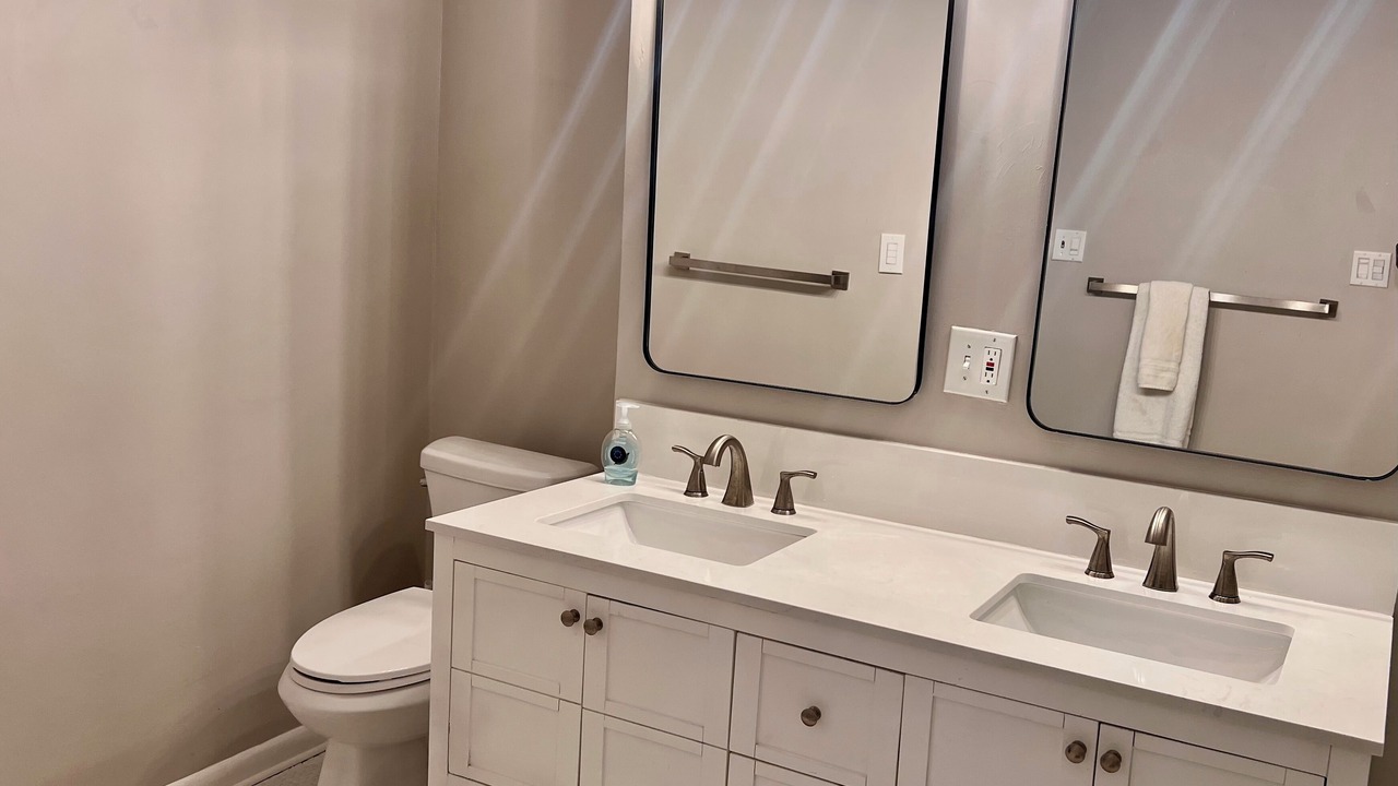 Photo of Bathroom in Royal Lagoons
