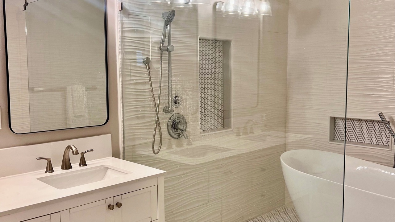 Photo of Bathroom in Royal Lagoons