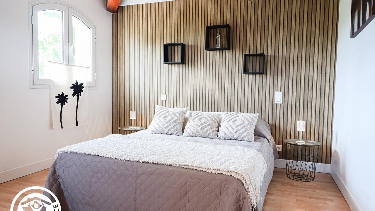 Photo of Bedroom in Puybrun